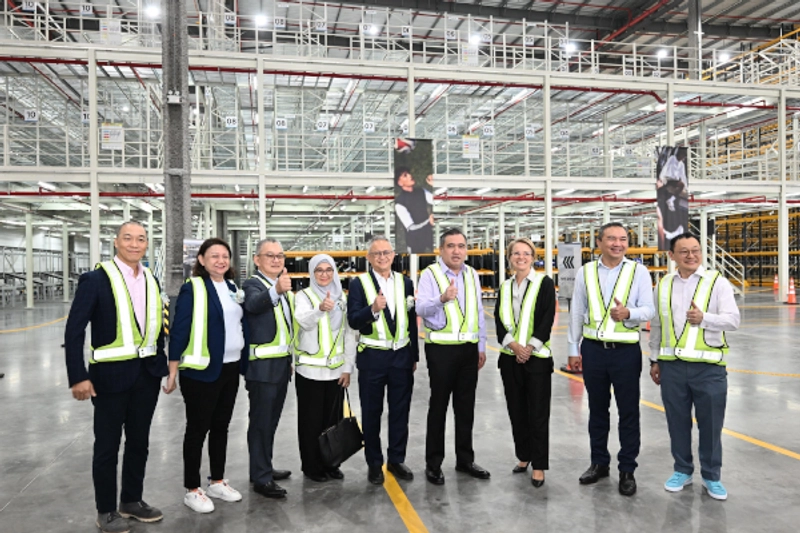 Maersk Unveils Asia Pacific’s Largest Warehouse: The Mega Distribution Centre in Malaysia thumbnail