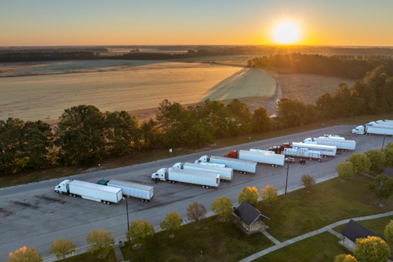 Land Transportation in Logistics: Definition, Types, and Key Uses thumbnail