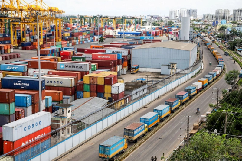 Bangladesh’s Chittagong Port Faces Severe Cargo Logjam as Strike Paralyzes Operations thumbnail