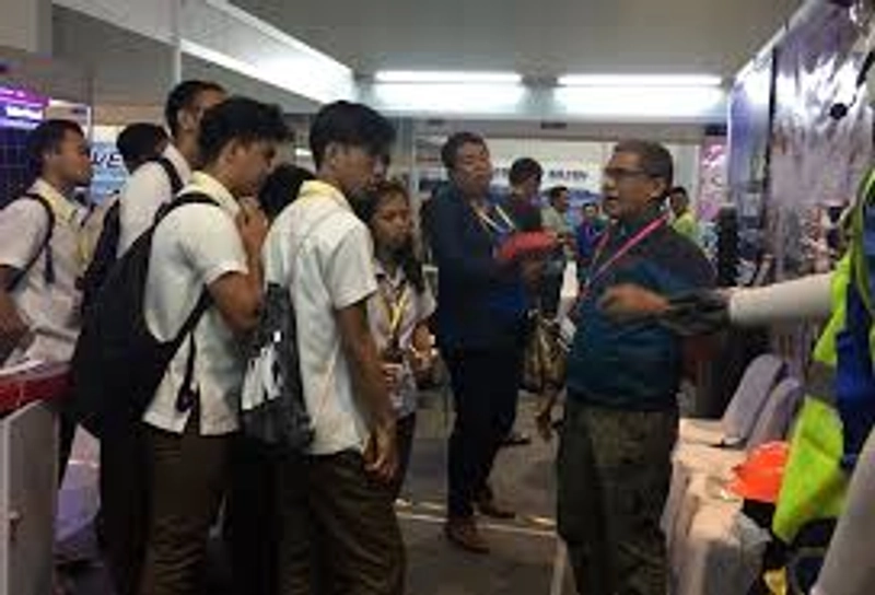 Show ICT-COMM PHILIPPINES