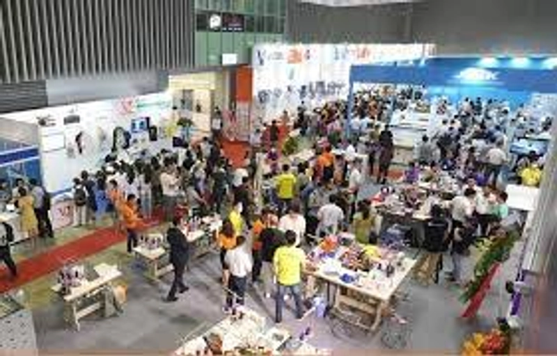 Show SAIGON TEX