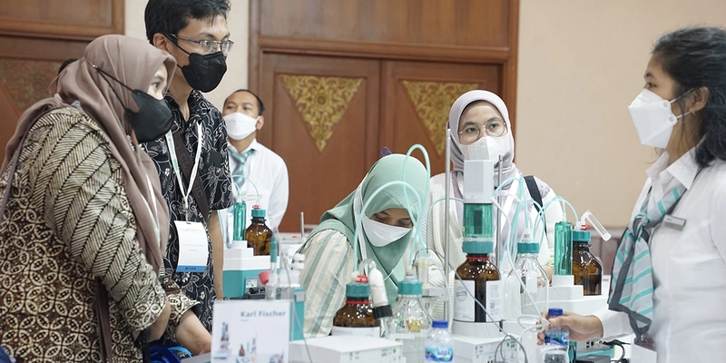 Show LAB INDONESIA