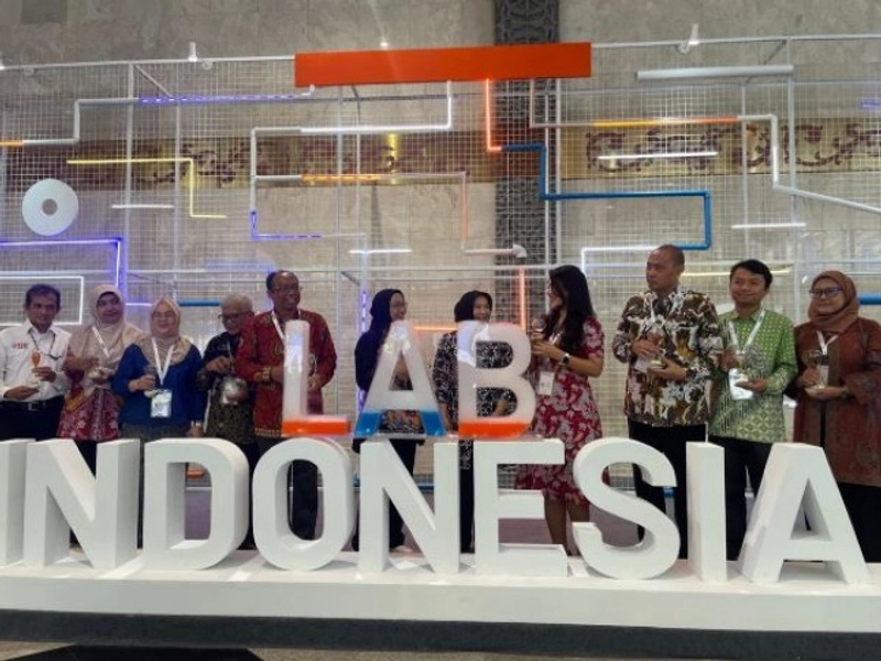Trade show LAB INDONESIA