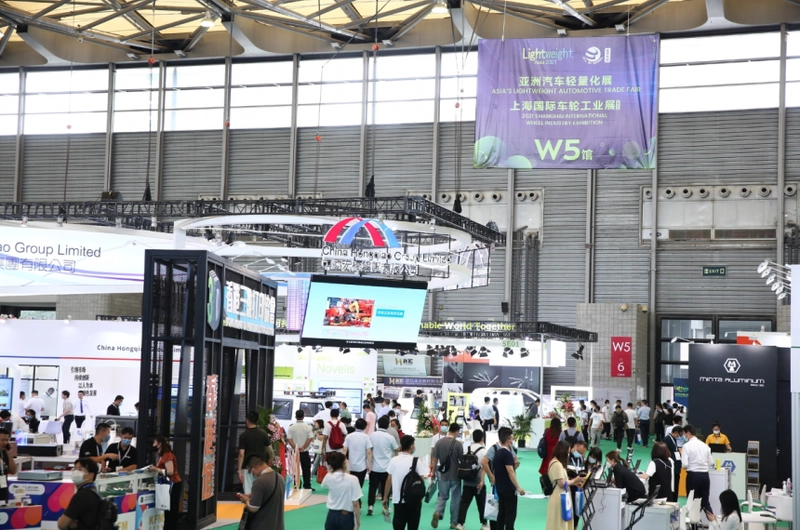 Show LIGHTWEIGHT ASIA