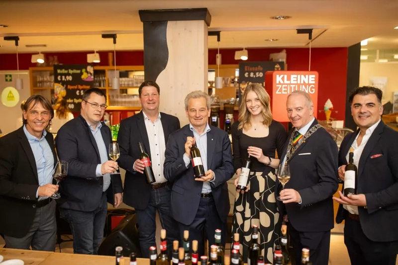 Show INTERVINO KLAGENFURT