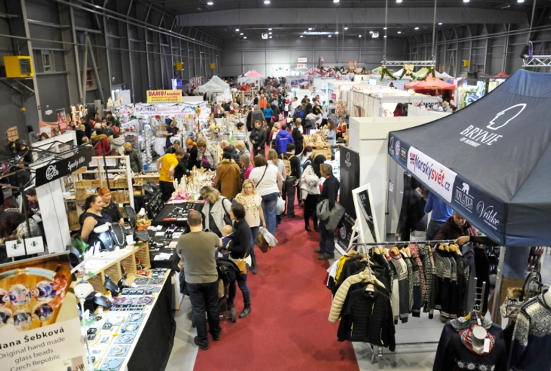 Show STRIBRNE VANOCNI DNY - SILVER CHRISTMAS FAIR