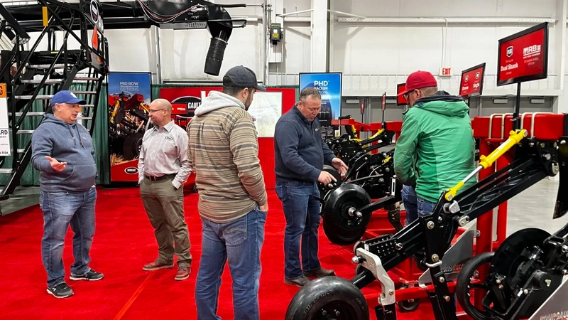 Trade show Western Canadian Crop Production Show