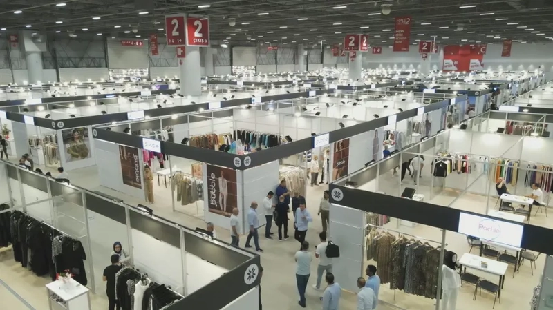 Show Istanbul Fashion Connection