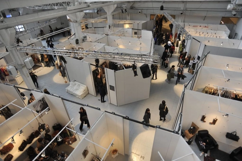 Show White Milano
