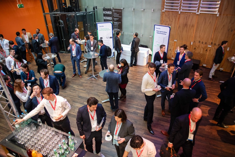 Show Solarplaza Summit Energy Storage Germany