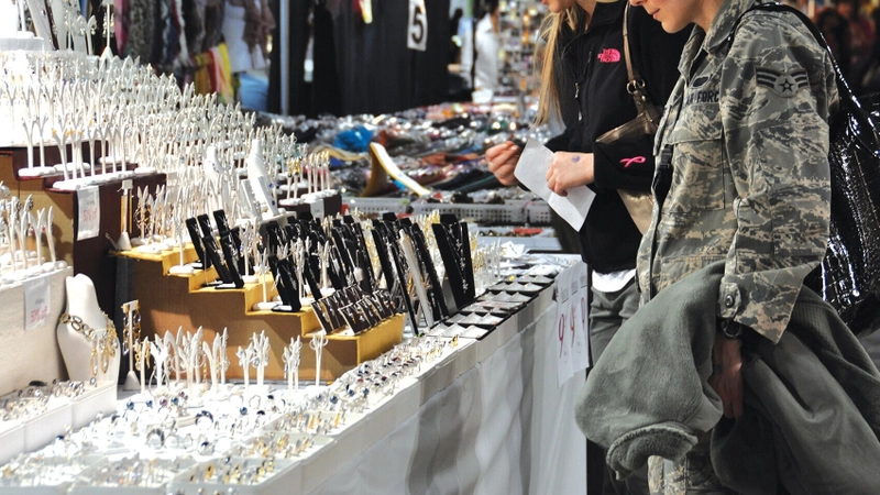 Show International Gem & Jewelry Show