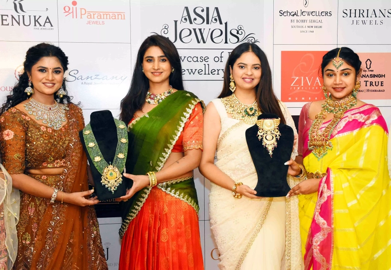 Show Asia Jewels Show
