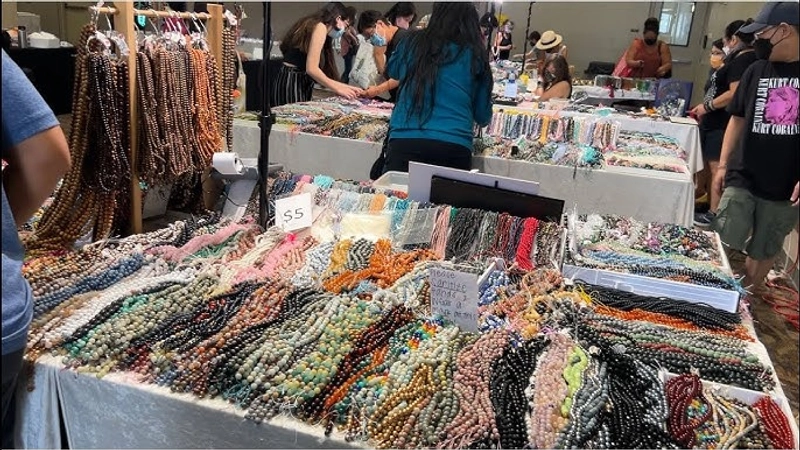 Show The Whole Bead Show Honolulu 