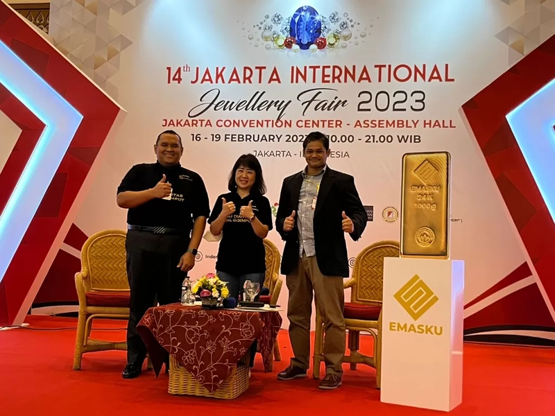 Show Jakarta International Jewellery Fair