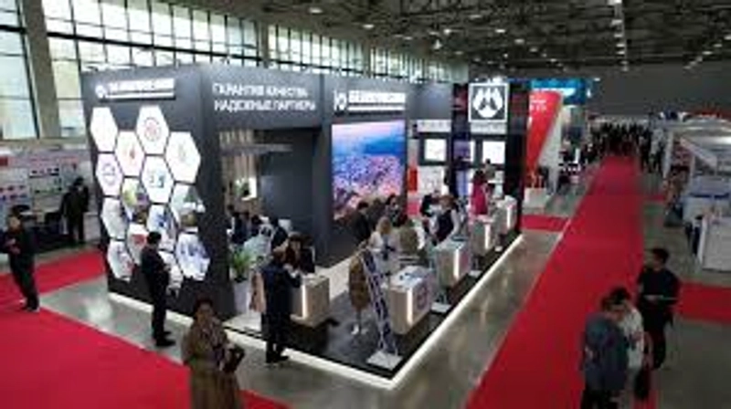 Show Uzchemplastexpo