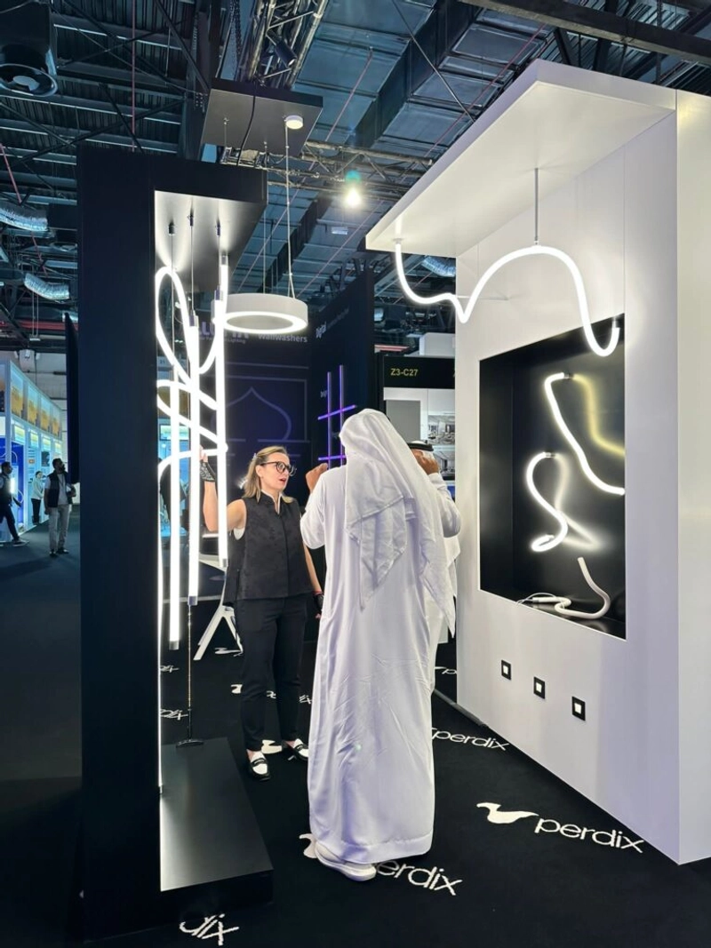 Show Light + Intelligent Building Middle East