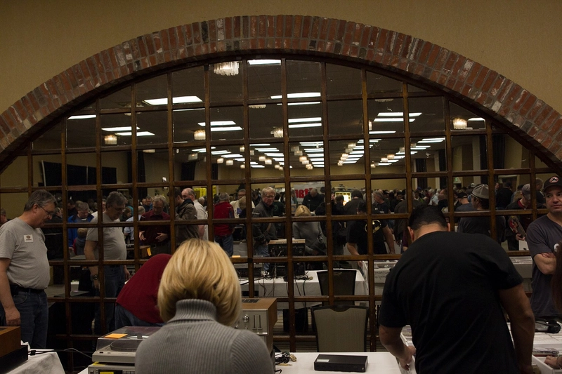 Trade show Vintage Voltage Expo