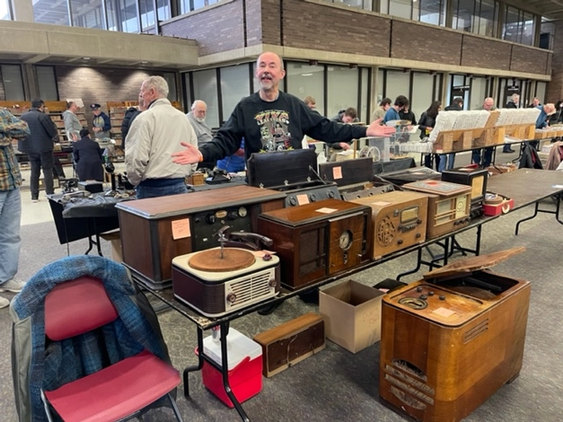 Show Vintage Electronics Expo