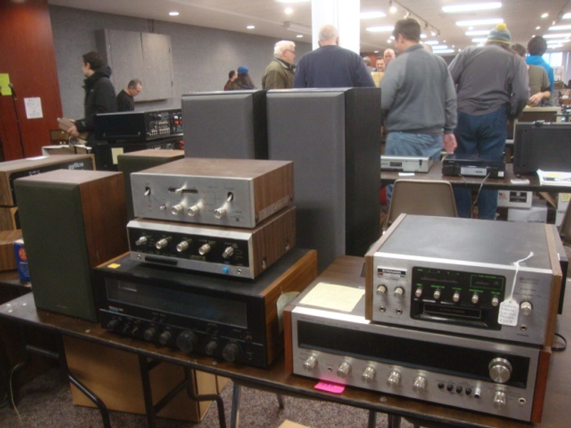 Trade show Vintage Electronics Expo