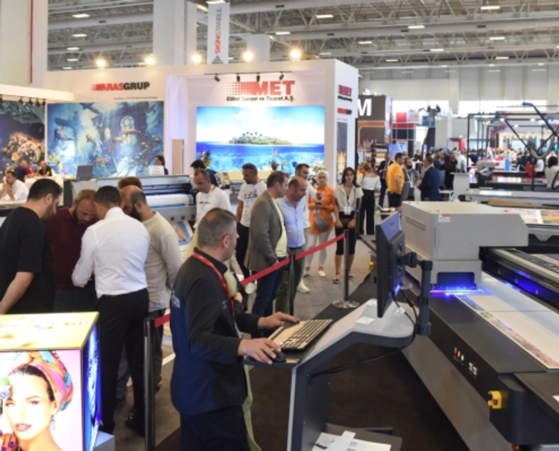 Trade show International Advertising Industry and Digital Printing Technologies Fair