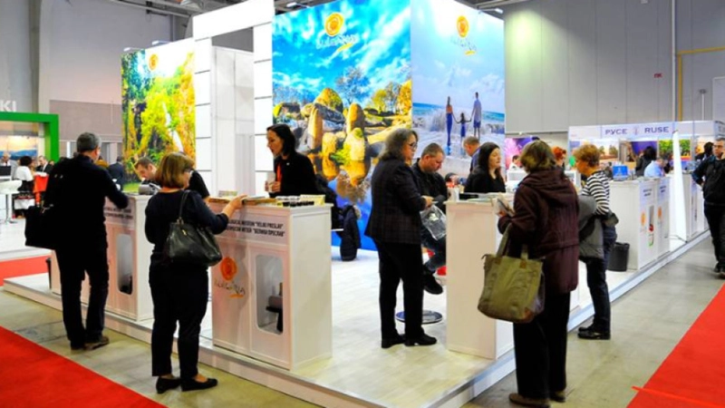 Exhibition Holiday and Spa Expo 