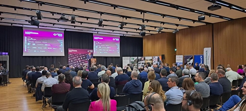 Show CESTE International road conference 