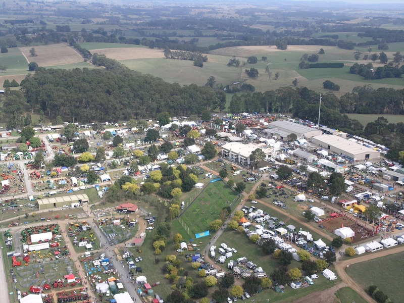 Show Farm World