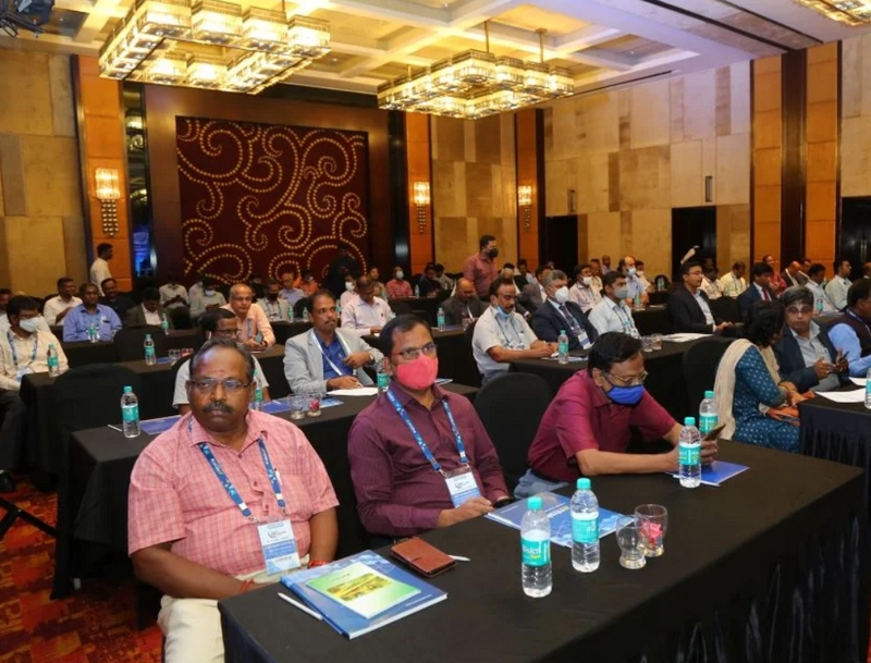 Show Smart Manufacturing Summit