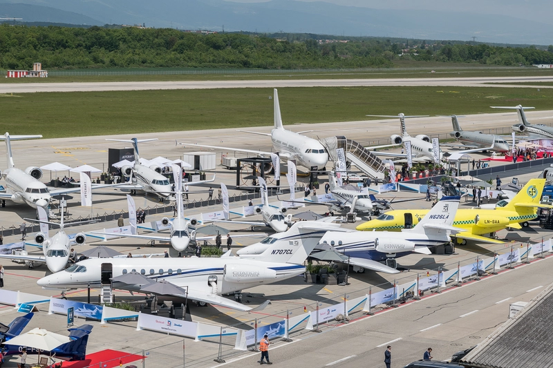 Show European Business Aviation Convention & Exhibition