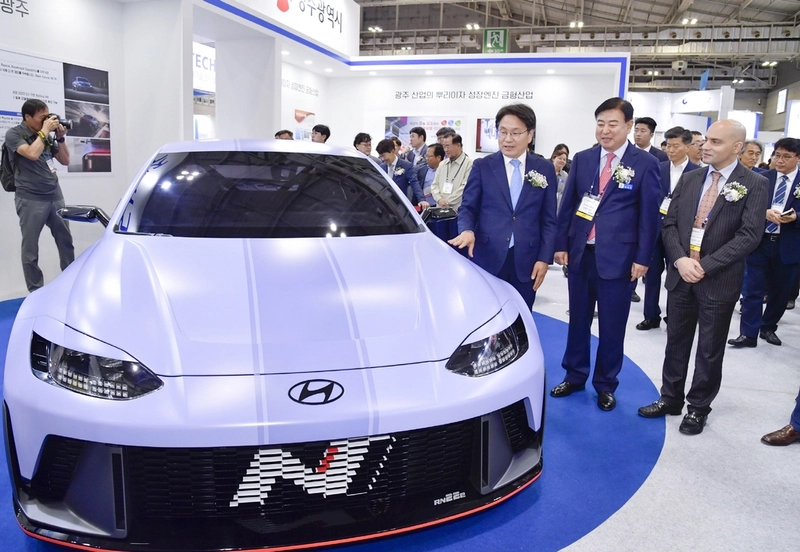 Show Gwangju Future Industry Expo