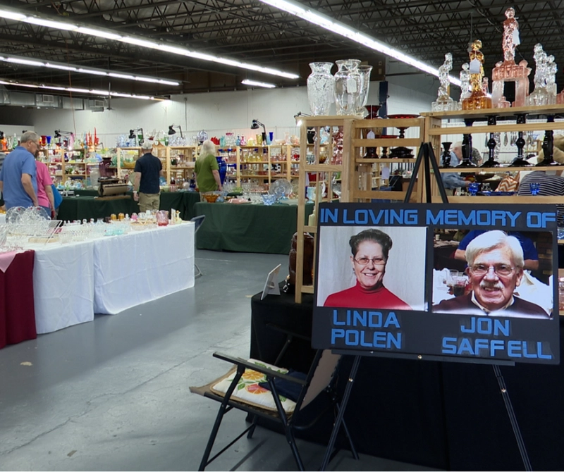 Show Annual Glass Show 