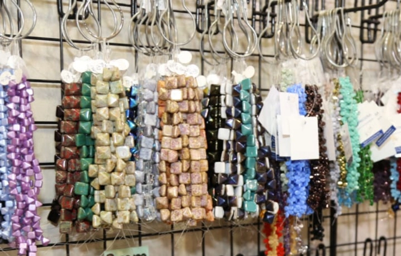 Show AKS Bead & Jewelry Show