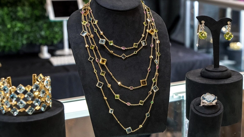 Trade show New York City Jewelry & Watch Show
