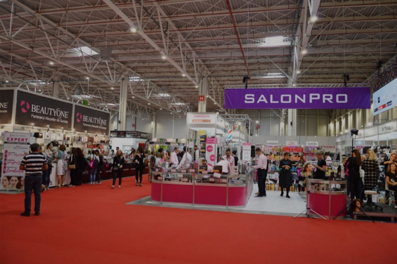 Show Cosmetics Beauty Hair 
