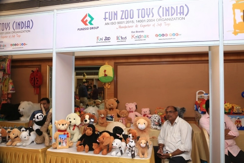Show Toy Biz International