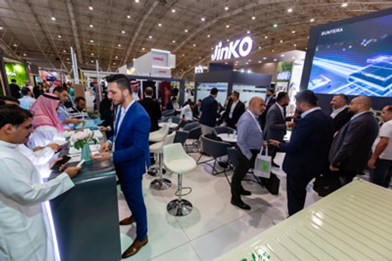 Trade show Solar & Storage Live Dubai 
