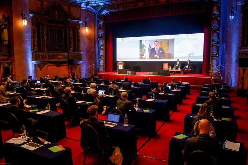 Show Energy Storage Global Conference