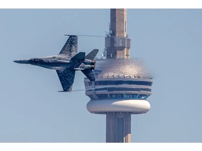 Trade show Canadian International Air Show