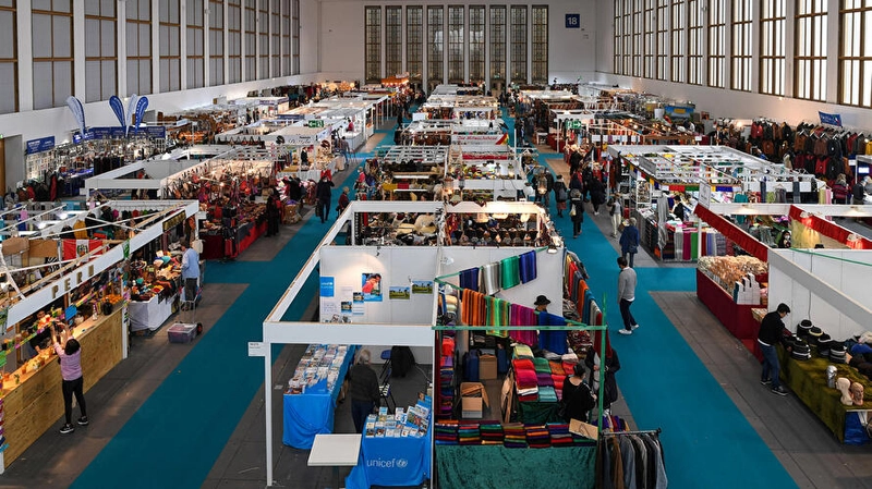 Show BAZAAR BERLIN