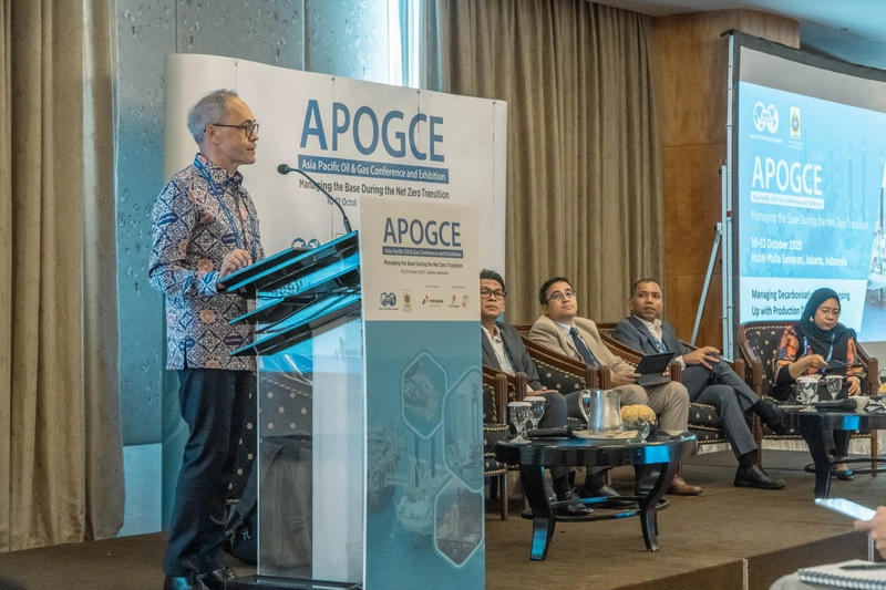 Show Asia Pacific Oil & Gas Conference and Exhibition (APOGCE Bali)