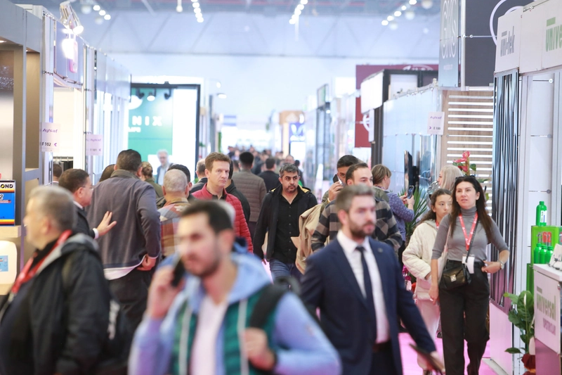 Show AYSAF Footwear and Sub-Industry Fair 
