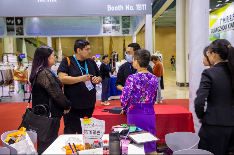 Show Innovate Fabric & Fashion Expo