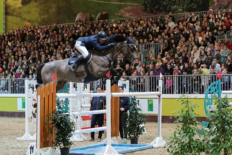 Show HIPPOLOGICA BERLIN