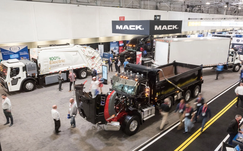 Show TRUCK WORLD
