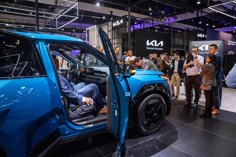Show LA Auto Show