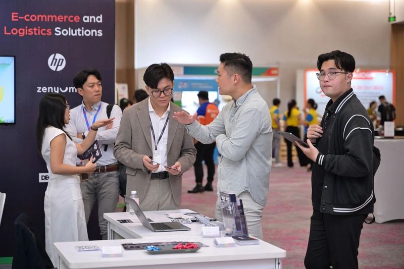 Show Smart Delivery Vietnam