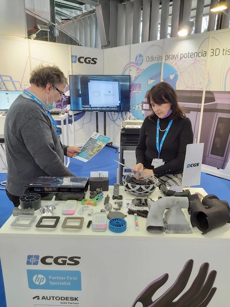 Show INTRONIKA Slovenia