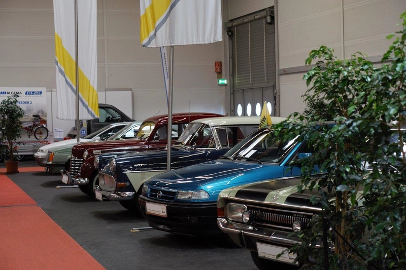 Trade show Classic Cars & Bikes