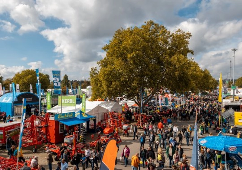 Show LWH Landwirtschaftliches Hauptfest